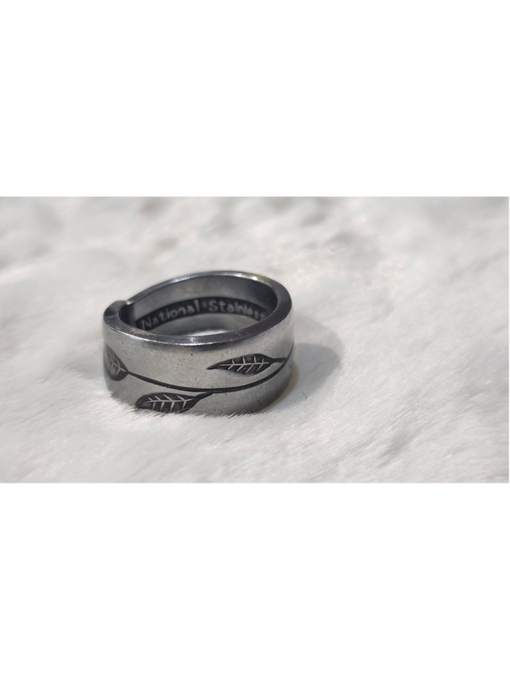 Leaf Vine Spoon Ring Size 8 Stainless Steel Spoon Ring - Picture 1 of 4